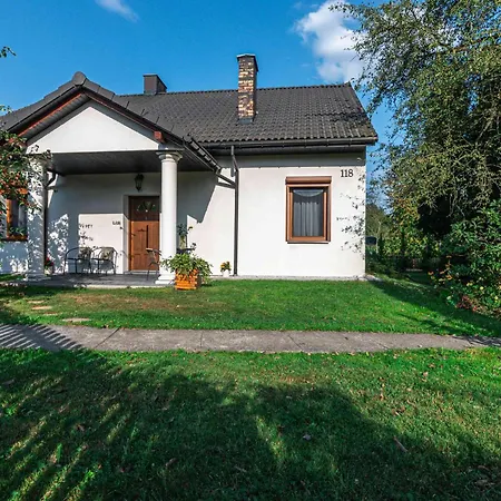 Dworek Na Zakrecie -